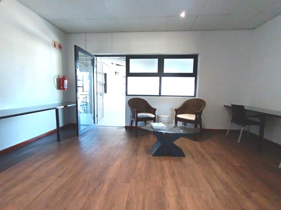To Let Commercial Property for Rent in Fairview Eastern Cape
